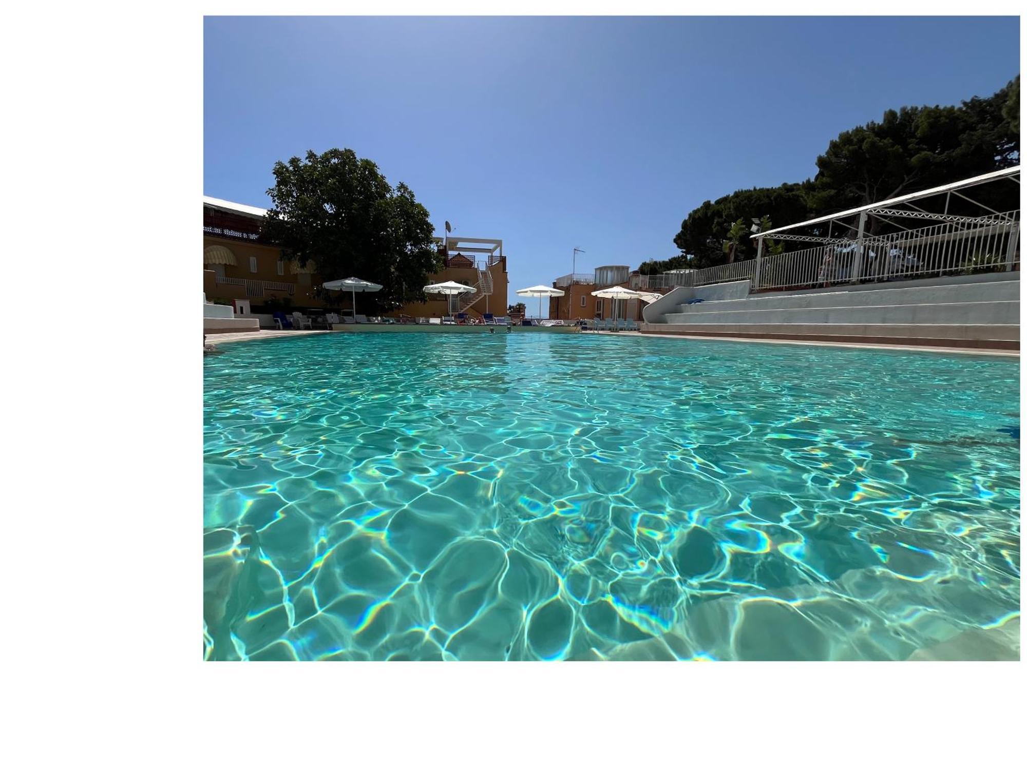 Ashur 163 - Mondello Palermo Exterior photo